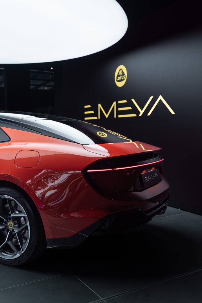 Lotus Cars Malaysia Perkenal Emeya Hyper Gt Harga Mula Rm K Motoqar