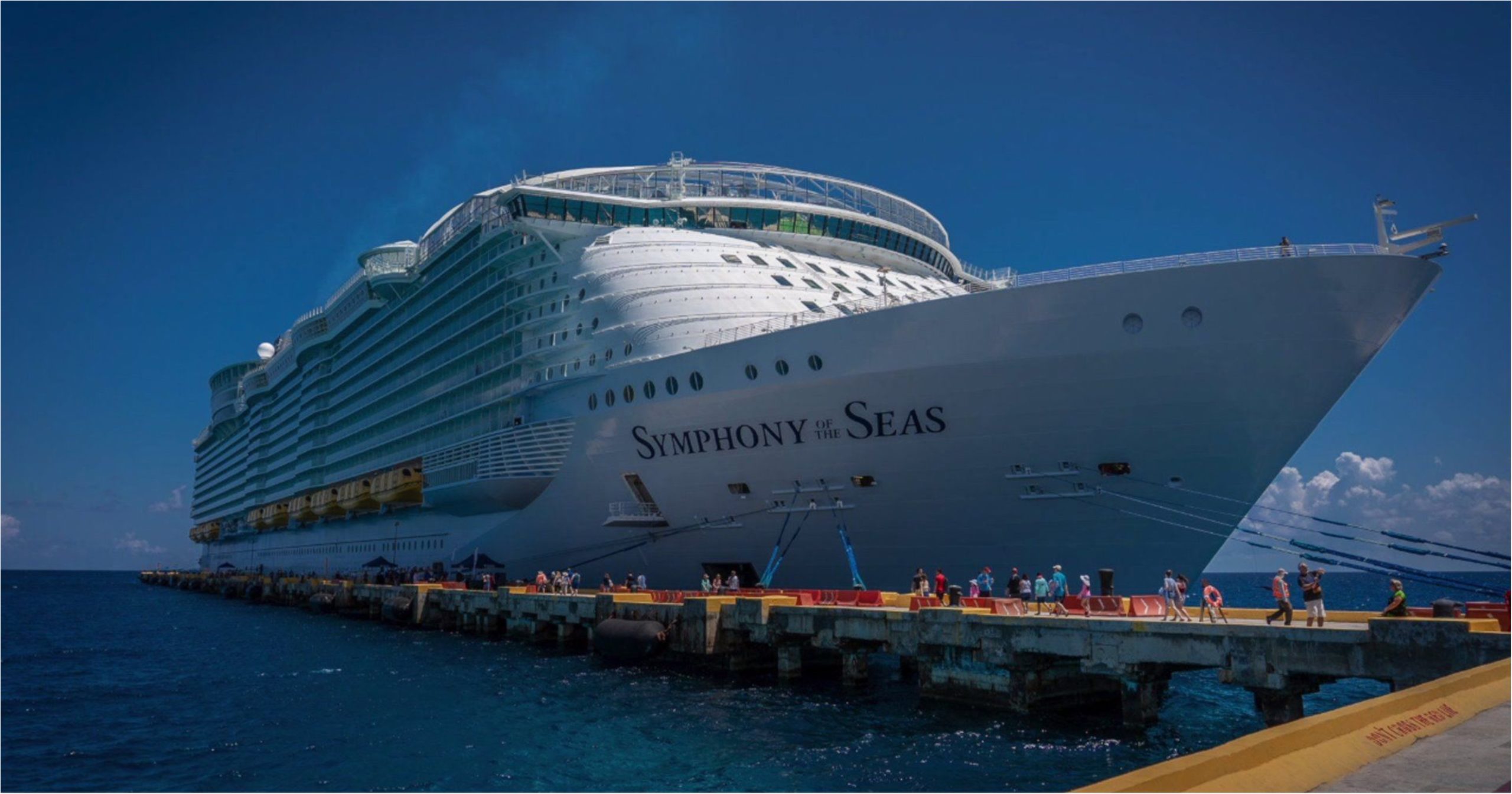 South of the sea. Лайнер Symphony of the Seas. Корабль Symphony of the Seas. MSC Sinfonia круизный лайнер. MSC Гармония морей.